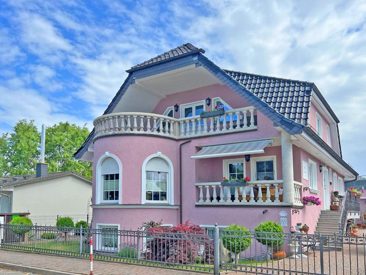 Villa Vivien Wohnung Findling Гьорен Екстериор снимка